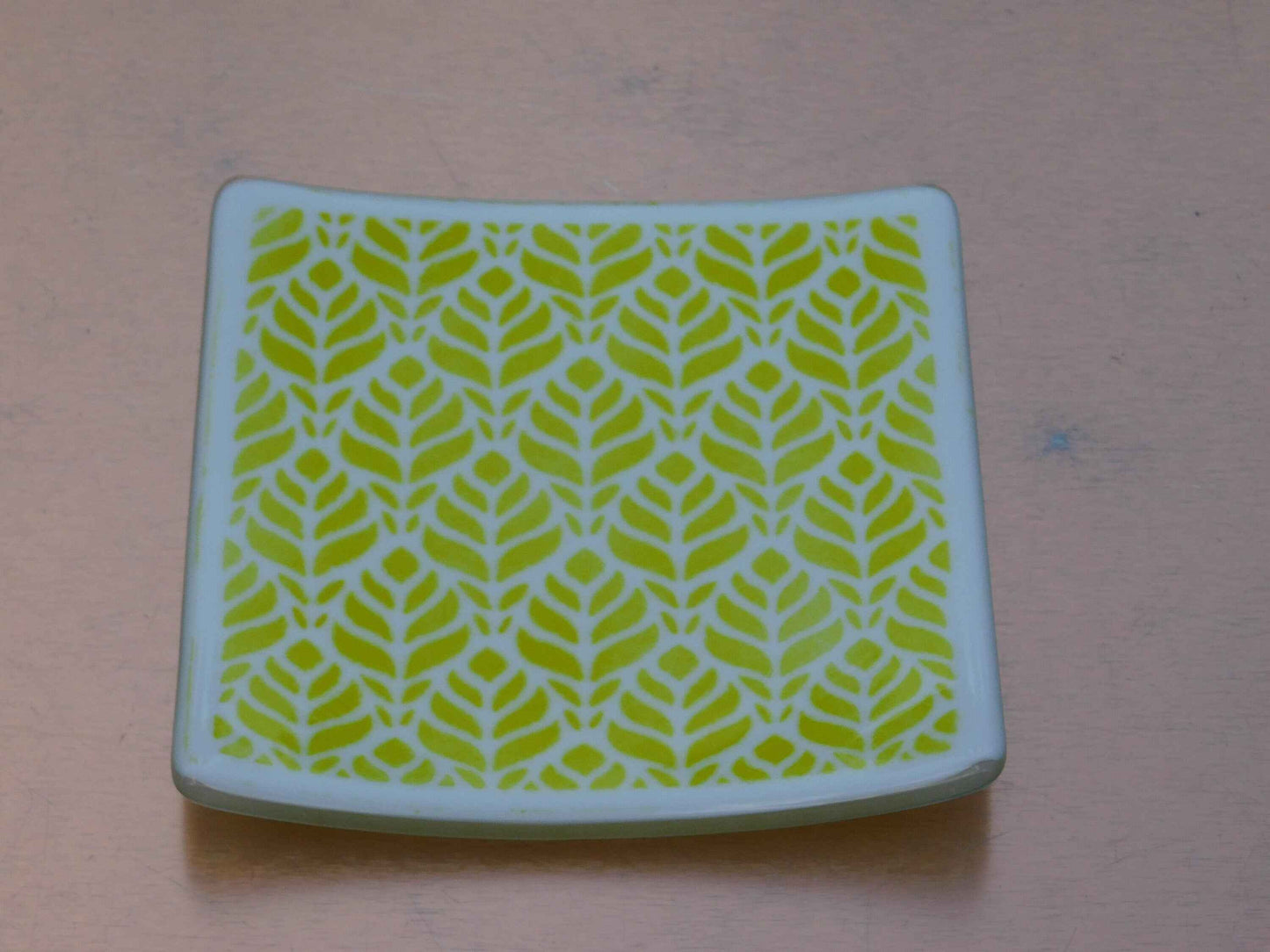 6" Decorative Glass Plate