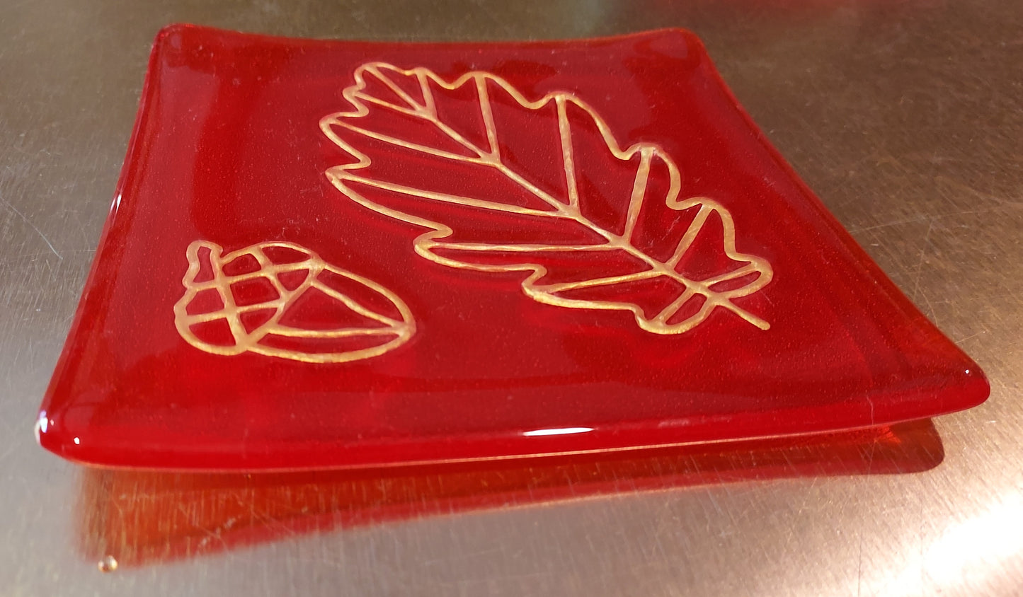 Oak Leaf and Acorn Plate