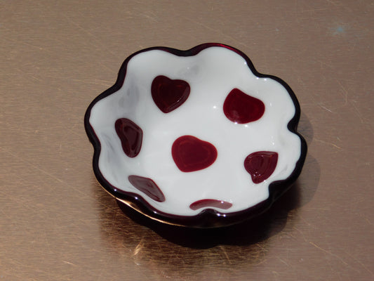 Heart decorative trinket bowl