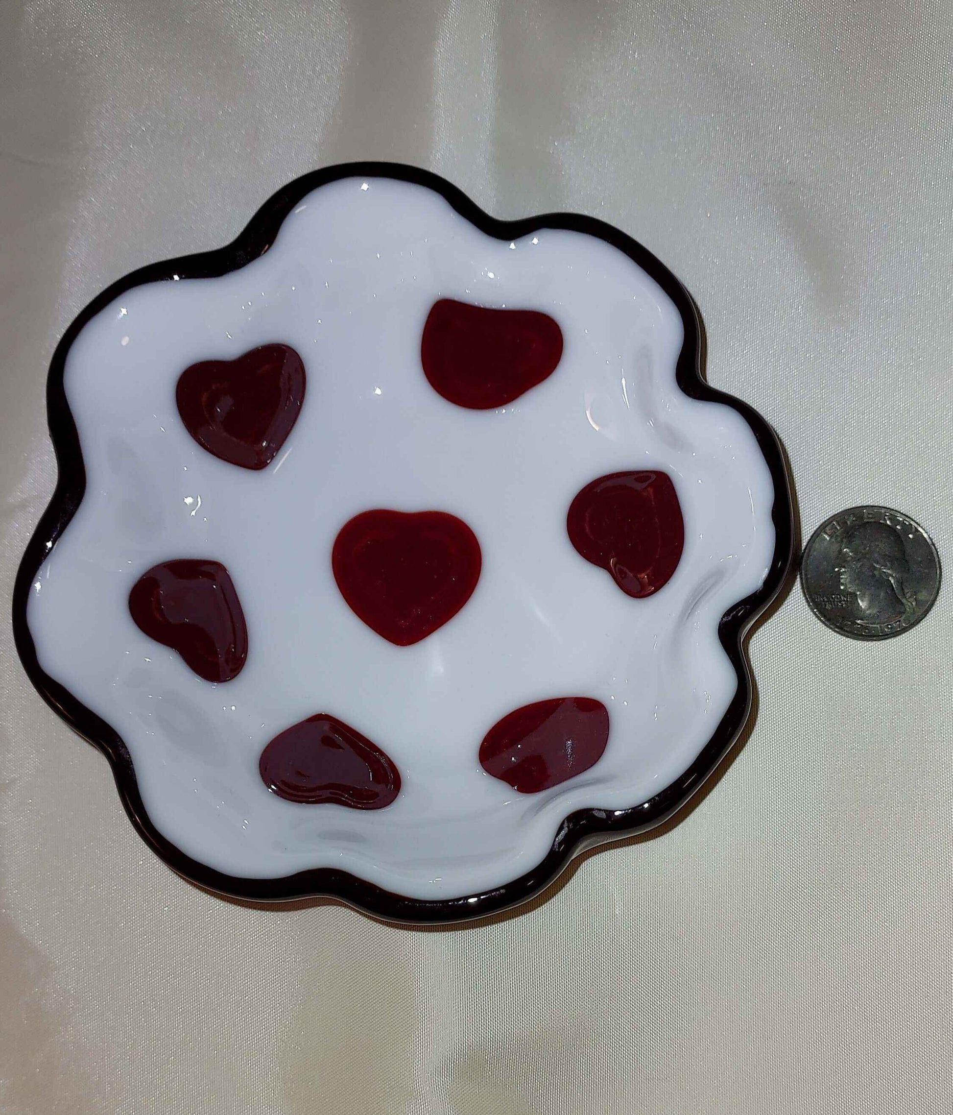 Heart decorative trinket bowl